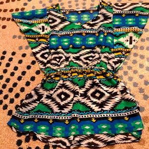 Girls’ Flowy Geometric Print Top